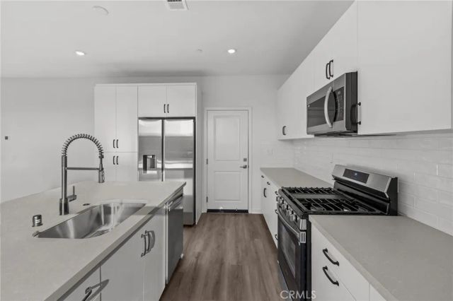 4806 Milkweed Court, Fontana, CA 92336
