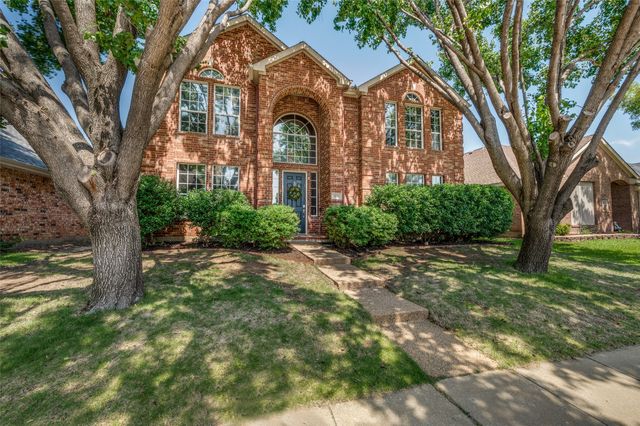 6328 High Cliff Drive, The Colony, TX 75056