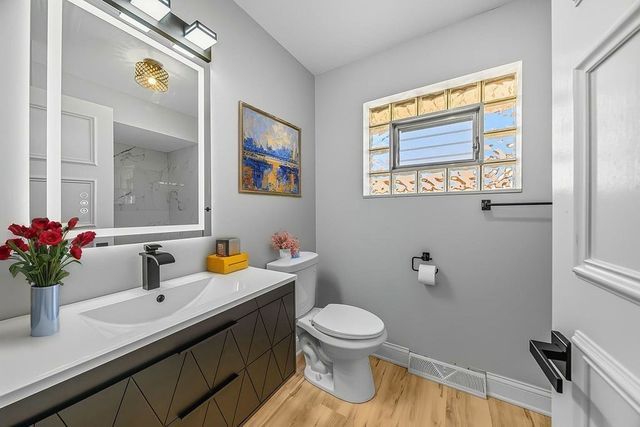 12549 S Tripp Avenue, Alsip, IL 60803