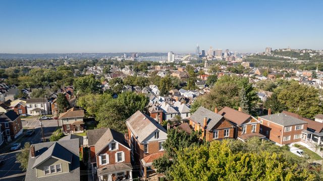 447 Van Voast Avenue, Bellevue, KY 41073