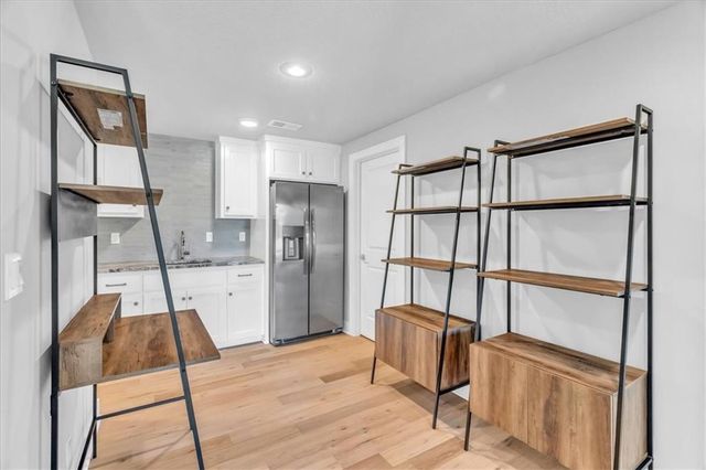 10237 N Bellefontaine Avenue, Kansas City, MO 64155