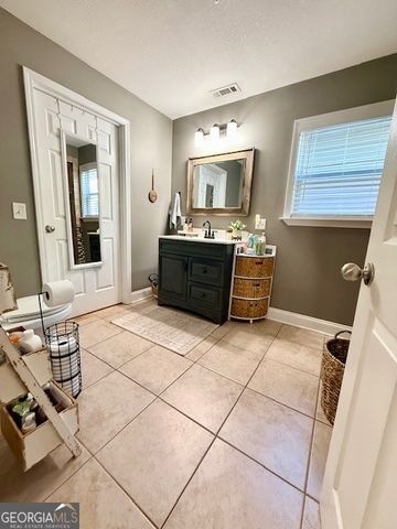 15 Taylor Street, Summerville, GA 30747