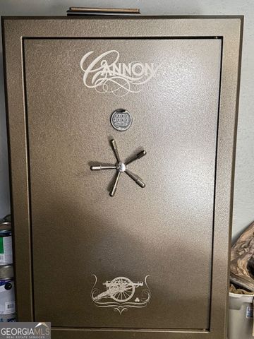 15 Taylor Street, Summerville, GA 30747