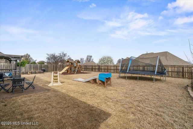 2910 Malabar Place, Southaven, MS 38672