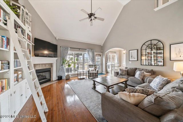 2910 Malabar Place, Southaven, MS 38672