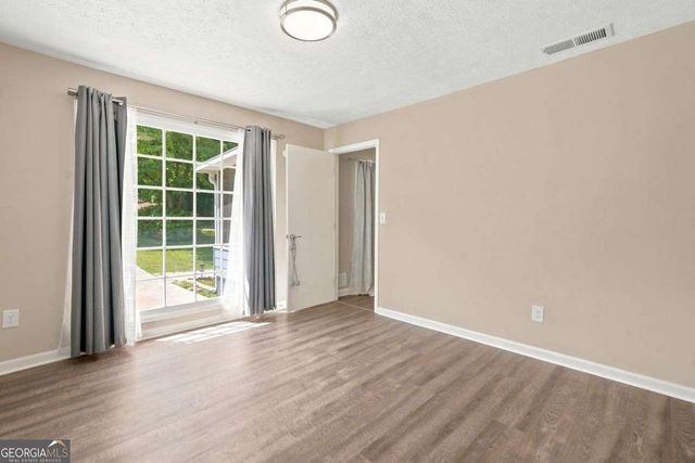 1013 Shady Lane NW, Kennesaw, GA 30152