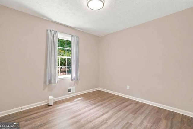 1013 Shady Lane NW, Kennesaw, GA 30152