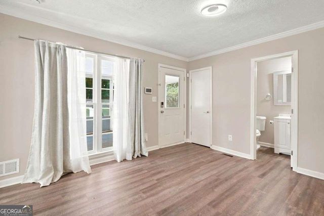 1013 Shady Lane NW, Kennesaw, GA 30152