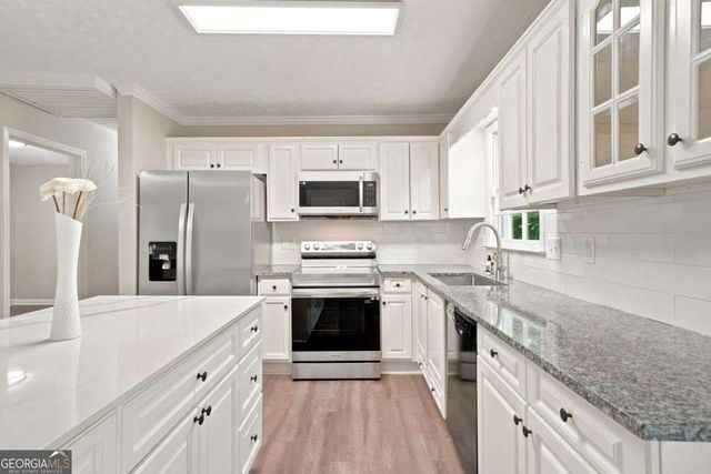 1013 Shady Lane NW, Kennesaw, GA 30152