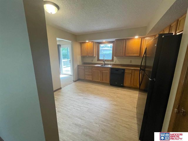 6001 Robin Road, Lincoln, NE 68516