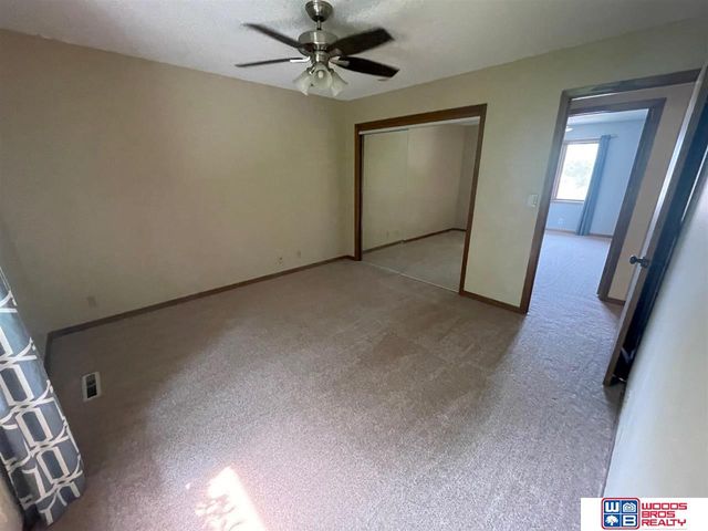 6001 Robin Road, Lincoln, NE 68516