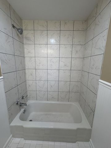 1400 S High St, Columbia, TN 38401
