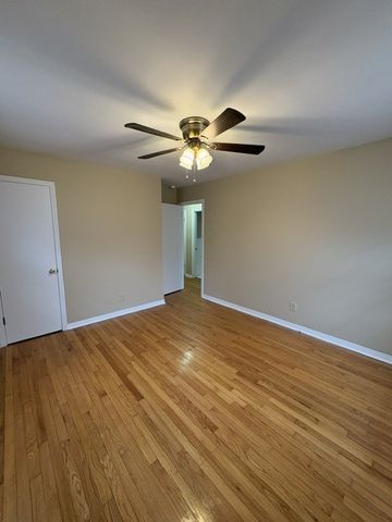 1400 S High St, Columbia, TN 38401