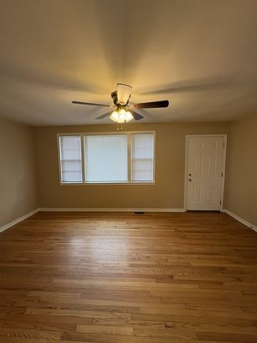 1400 S High St, Columbia, TN 38401