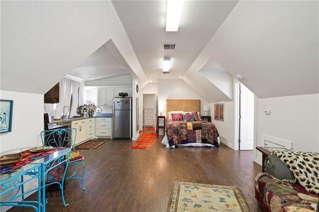 1700 Dartmouth Avenue, Mcallen, TX 78504