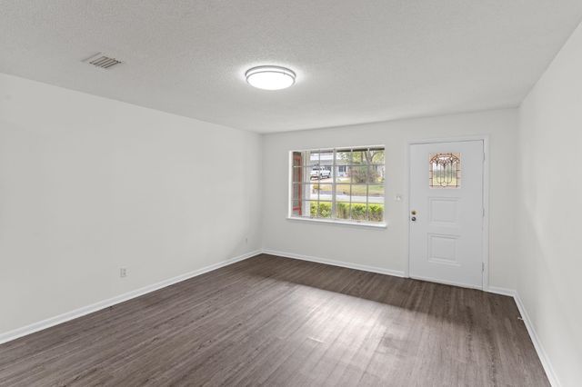 911 NE 1ST Street, Havana, FL 32333