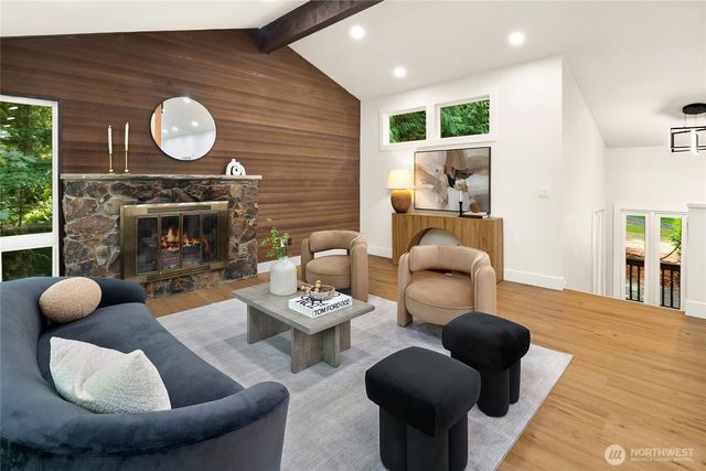 5755 Blakely Avenue NE, Bainbridge Island, WA 98110