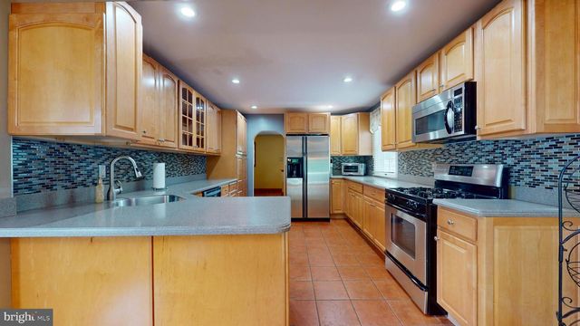 38 WARD AVE, Audubon, NJ 08106