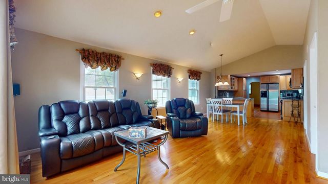 38 WARD AVE, Audubon, NJ 08106