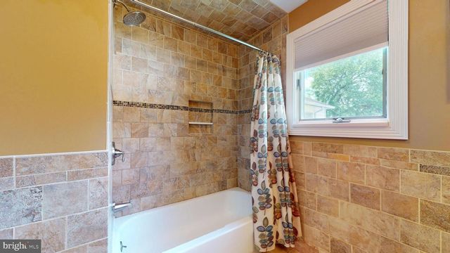 38 WARD AVE, Audubon, NJ 08106