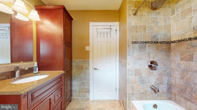 38 WARD AVE, Audubon, NJ 08106