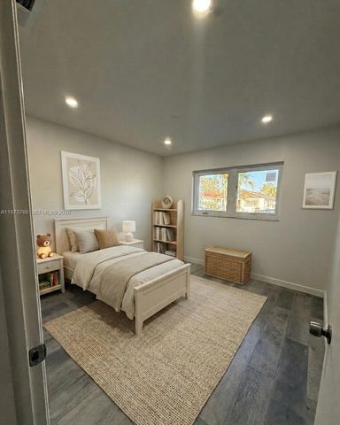 6624 W 22nd Ln 0, Hialeah, FL 33016