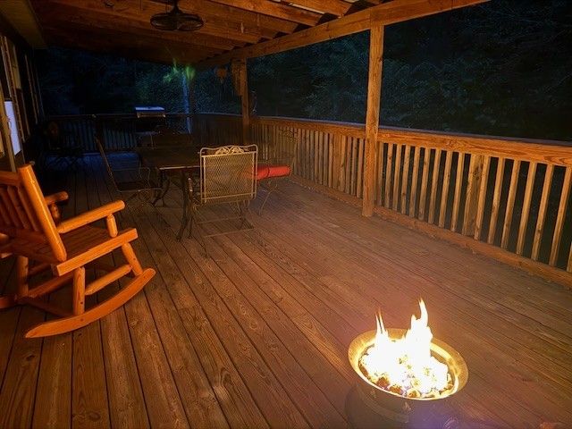 122 Lakeview Rd, Stewart, TN 37175