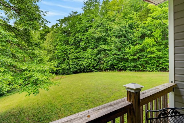 122 Lakeview Rd, Stewart, TN 37175