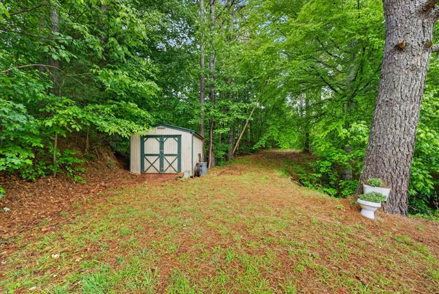 122 Lakeview Rd, Stewart, TN 37175