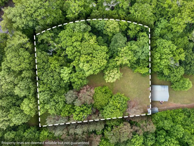 122 Lakeview Rd, Stewart, TN 37175