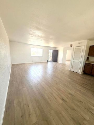 1506 Arctic Avenue, Thermal, CA 92274