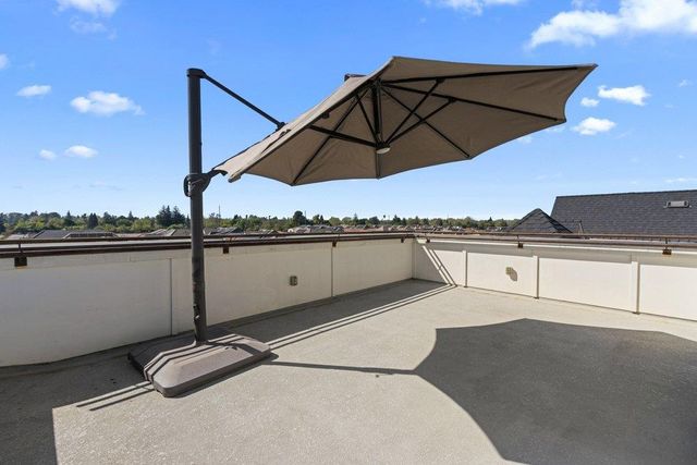 3329 Crocker Dr, Sacramento, CA 95818