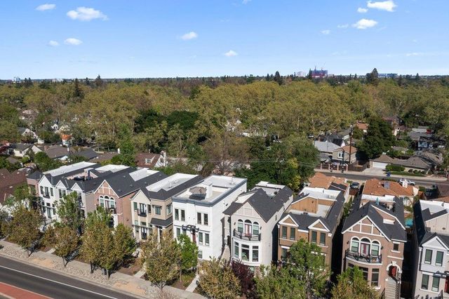 3329 Crocker Dr, Sacramento, CA 95818