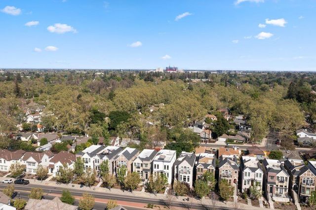 3329 Crocker Dr, Sacramento, CA 95818