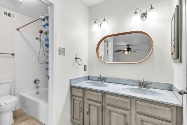 4234 Cuesta Drive, Irving, TX 75038