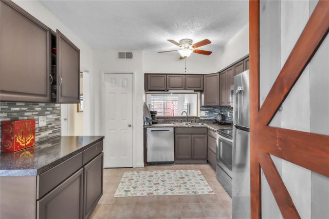 4234 Cuesta Drive, Irving, TX 75038