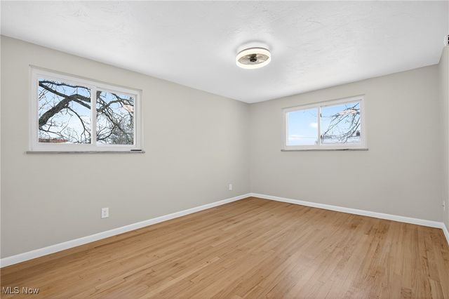 25515 Country Club Boulevard 12, North Olmsted, OH 44070