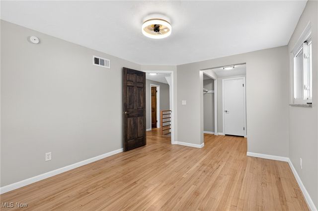 25515 Country Club Boulevard 12, North Olmsted, OH 44070