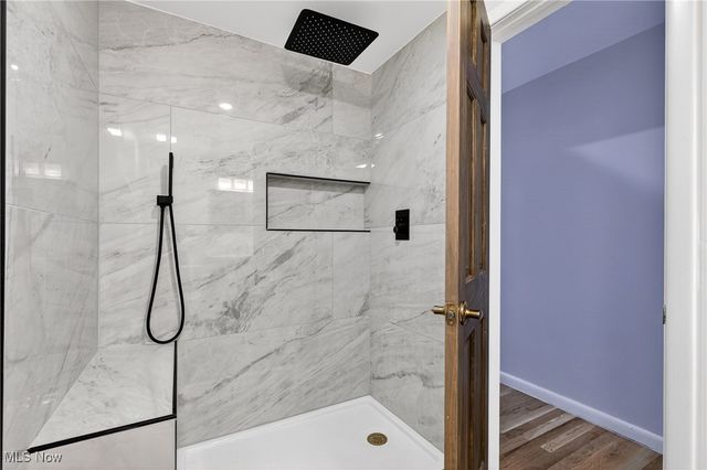 25515 Country Club Boulevard 12, North Olmsted, OH 44070