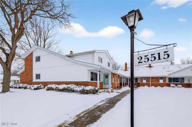 25515 Country Club Boulevard 12, North Olmsted, OH 44070