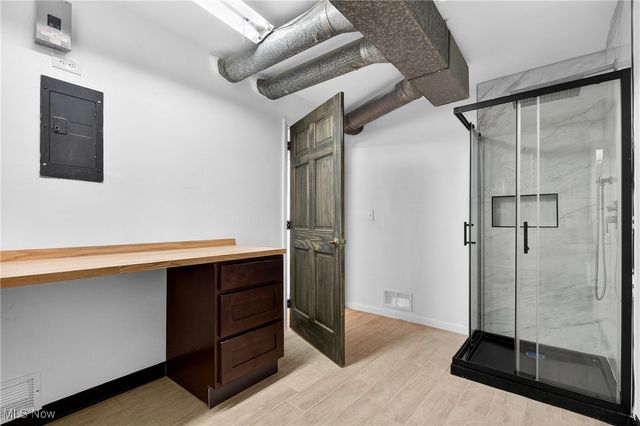 25515 Country Club Boulevard 12, North Olmsted, OH 44070