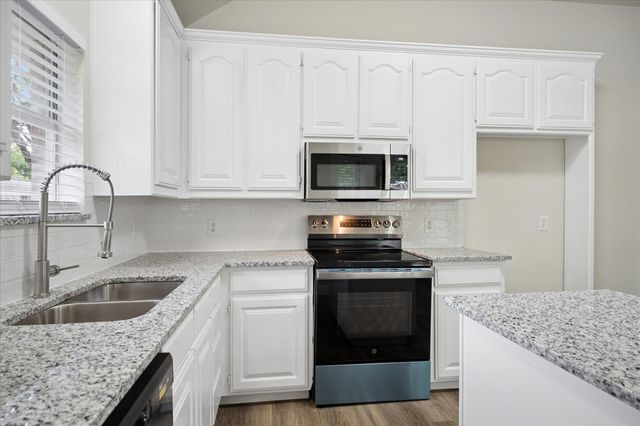 7205 Elm Wood Drive, North Richland Hills, TX 76182