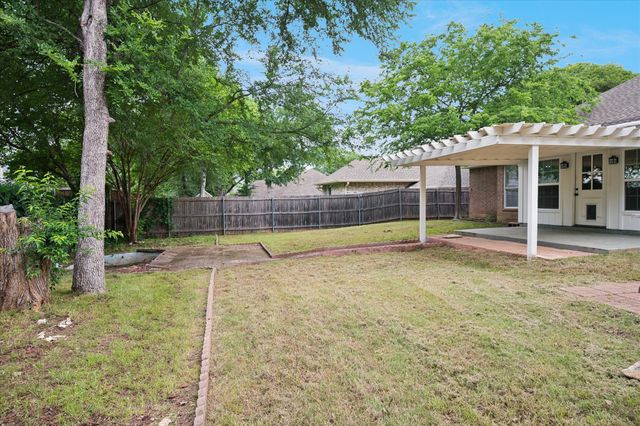 7205 Elm Wood Drive, North Richland Hills, TX 76182