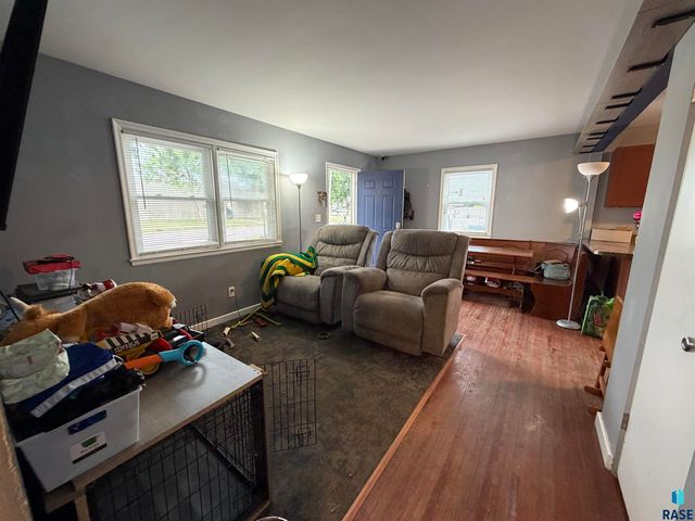 3209 S Grange Ave Avenue, Sioux Falls, SD 57105