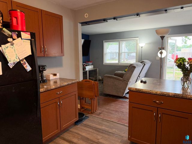 3209 S Grange Ave Avenue, Sioux Falls, SD 57105