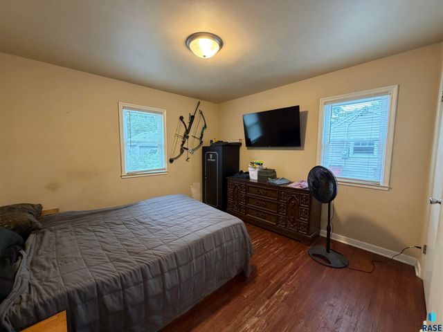 3209 S Grange Ave Avenue, Sioux Falls, SD 57105