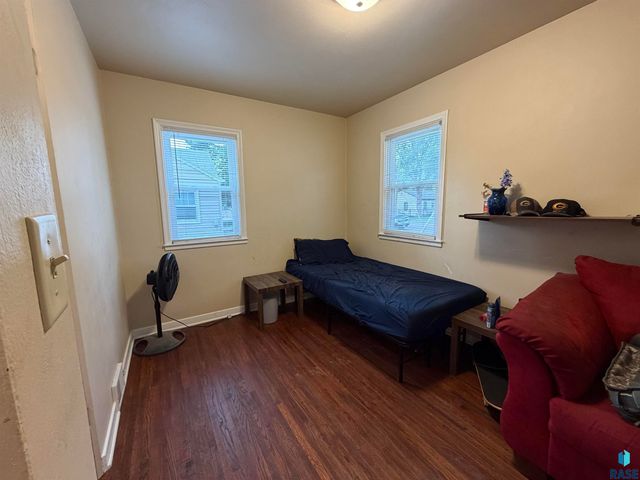 3209 S Grange Ave Avenue, Sioux Falls, SD 57105