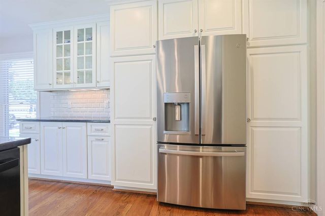 9832 Village View Court, Blue Ash, OH 45241