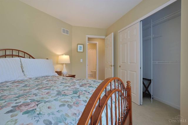 9832 Village View Court, Blue Ash, OH 45241