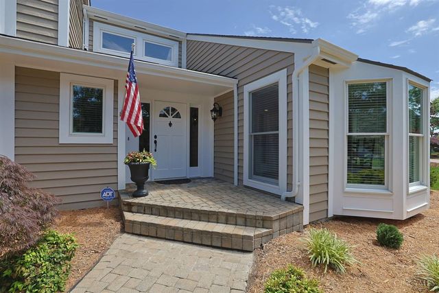 9832 Village View Court, Blue Ash, OH 45241